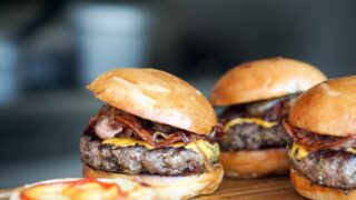 „SPOT verbindet“ – Hilfe für den Handel: Varlemann’s Burger Grill