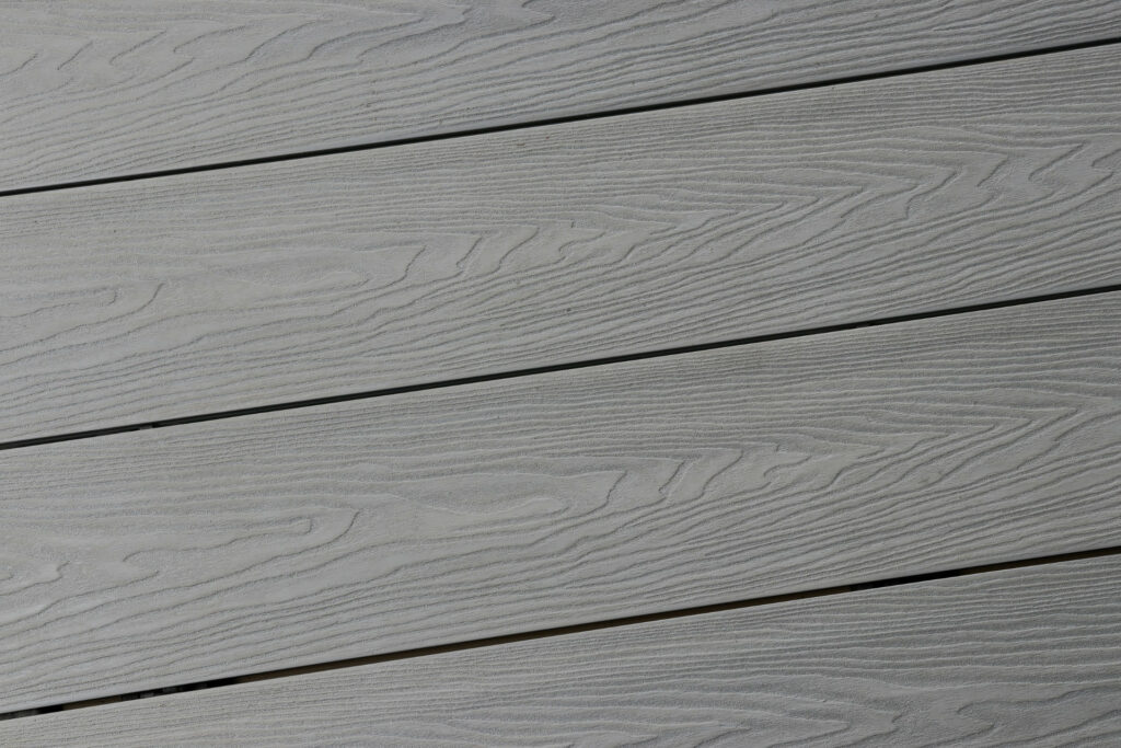 Bodenbelag Balkon WPC Detailansicht WPC-Dielen, grau mit gummierter Oberfläche
