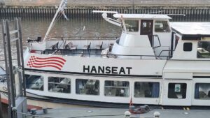 Schiffe an der Schlachte – Hanseat