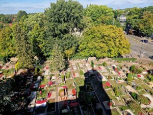 Horn-Lehe Kirche Bremen Aussicht auf Friedhof