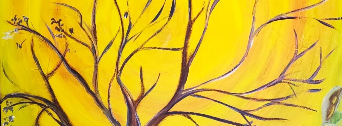 Ein Baum. Im Hintergrund ist alles gelb durch die Sonnenstrahlen, mit etwas grün.