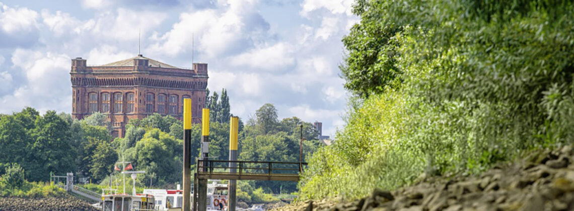 Umgedrehte Kommode Bremen