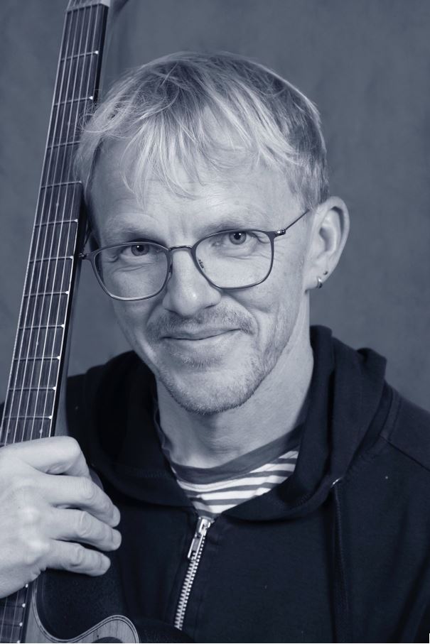 Singer & Songwriter Florian Müller