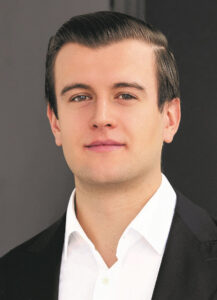 Das Portraitfoto zeigt Benjamin Fischer von der Sparkasse Bremen