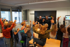 Gruppebild des Trickfilmworkshops im Rahmes des KIJUKO Bremen