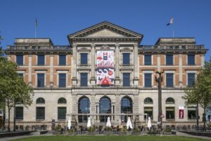 Kult Katze!: Außenansicht des Übersee-Museums Bremen