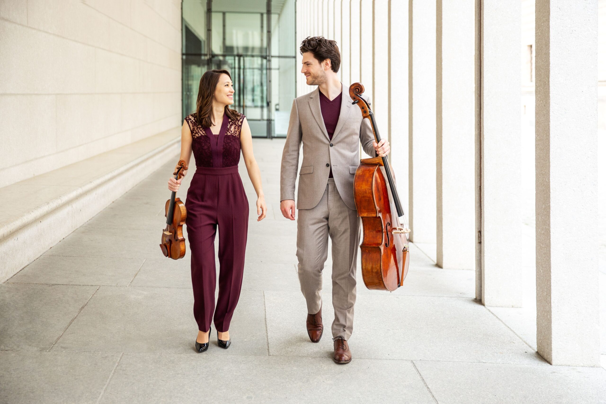 Gabriel Schwabe & Hellen Weiss – Echoes