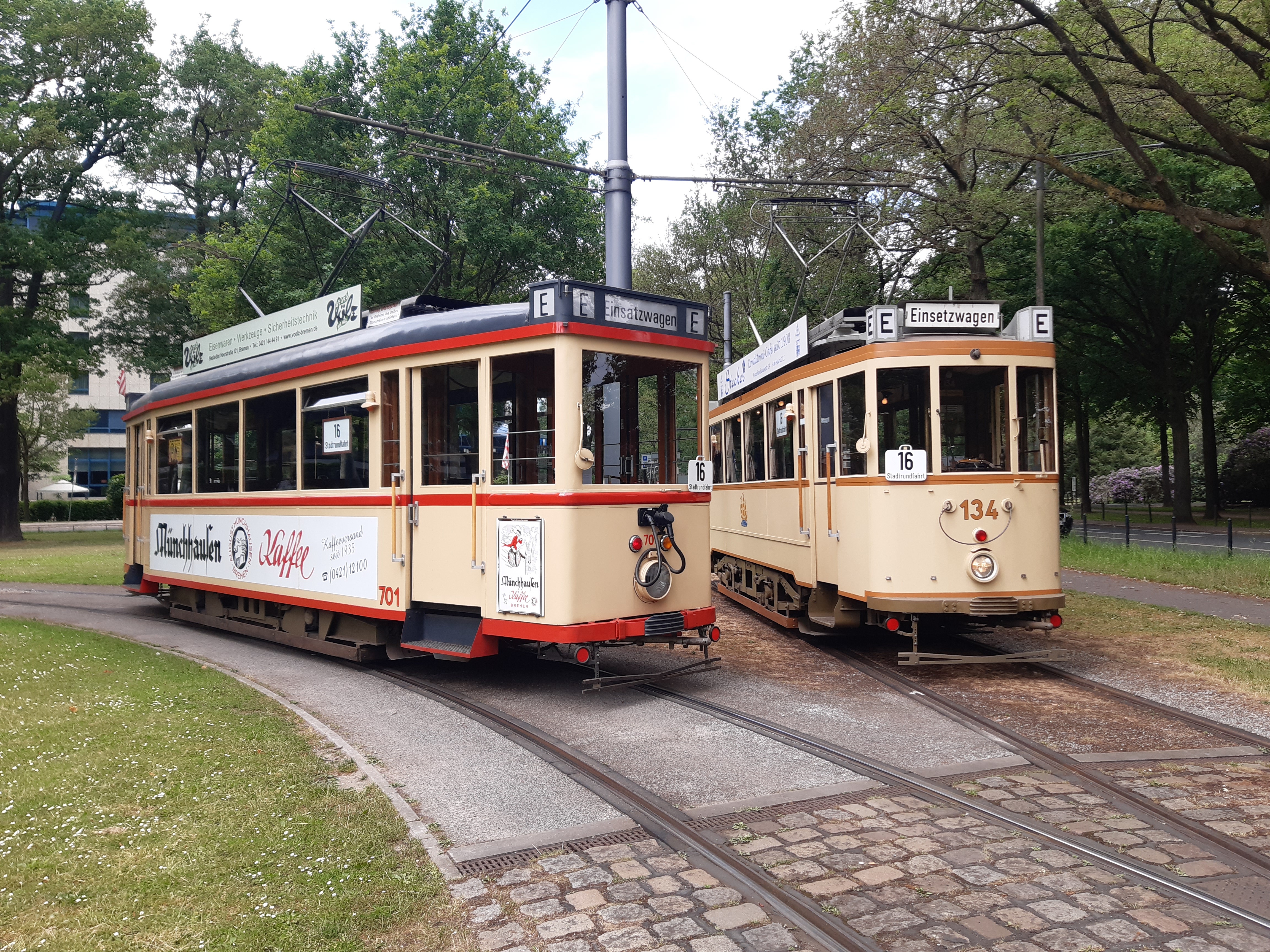 Fahrten von historischen Straßenbahnen von der Domsheide nach Horn