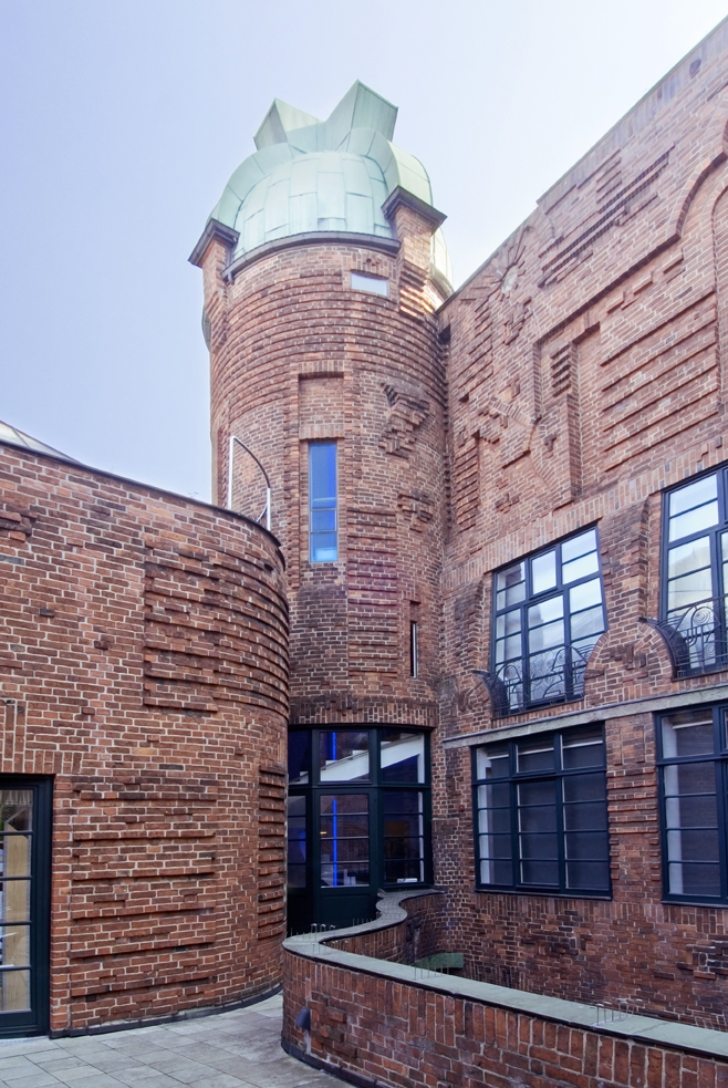 Songs to the Bowed Lyre