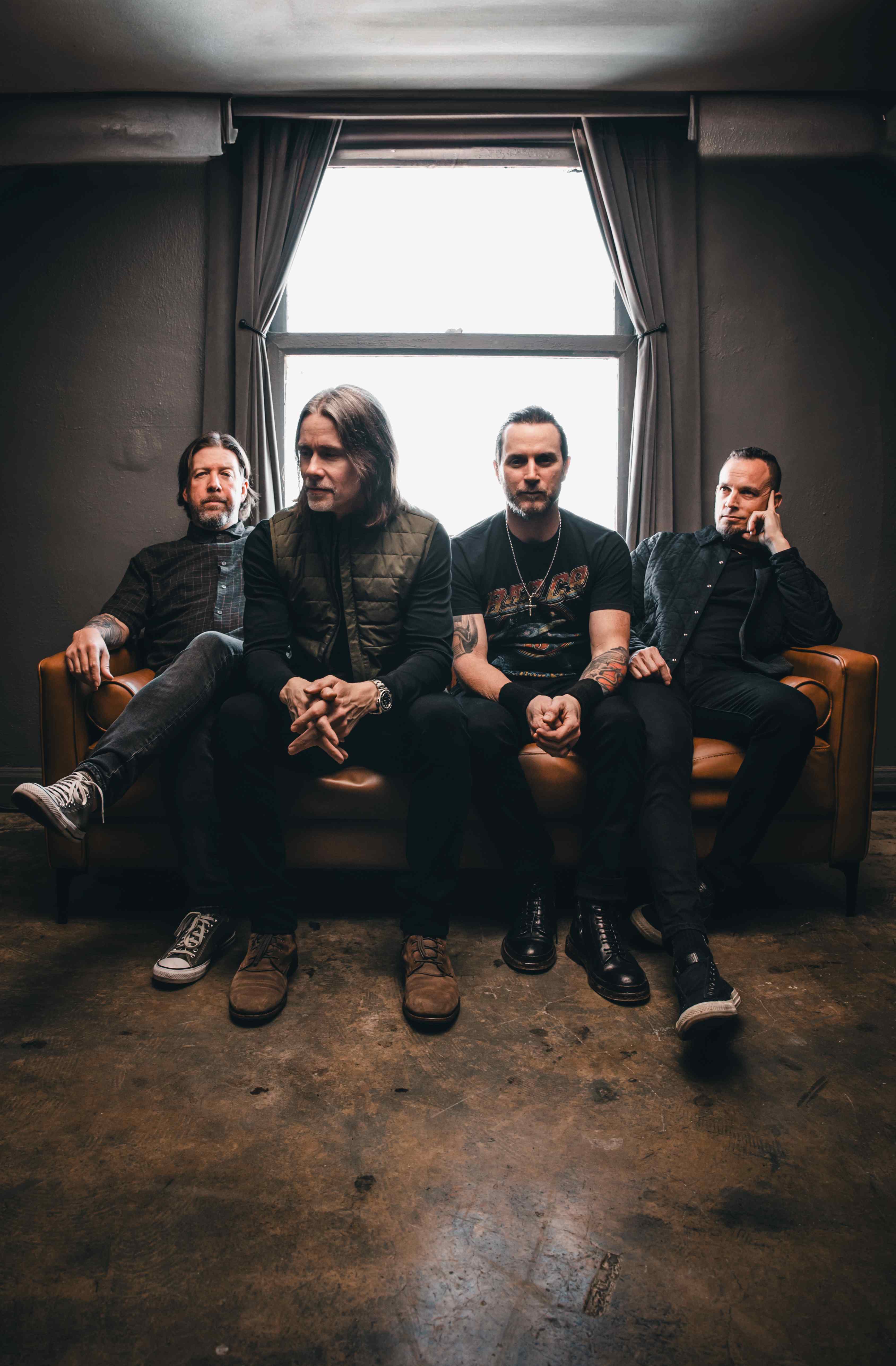 Alter Bridge – What Lies Within