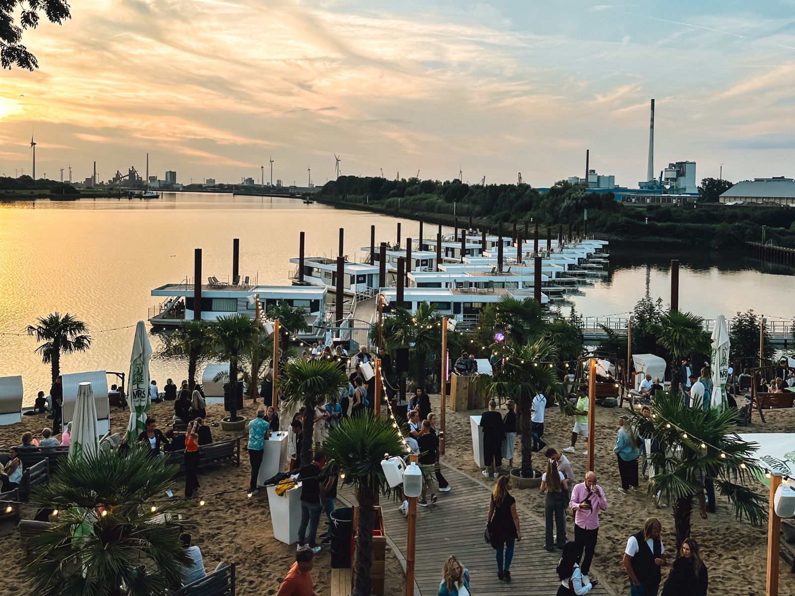 After-Work-Beachparty